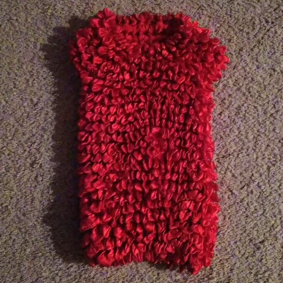 Red Hat Ladies Bubble Top - Picture 5 of 13